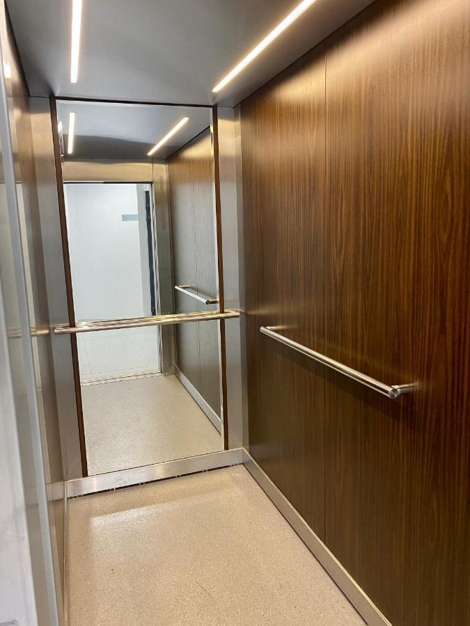 크라쿠프 Apartament Z Widokiem Na Kazimierz/Forum Przestrzenie 아파트 외부 사진